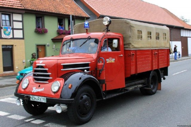 2010-08-15 Festumzug 750 Jahre Barbis (155)